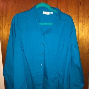 D&Co (Denim and Company) Womens button down shirt